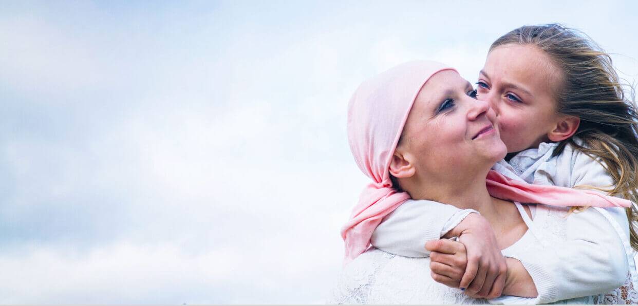 Venir en aide aux personnes malades, financer la recherche et sensibiliser pour lutter efficacement contre les cancers.